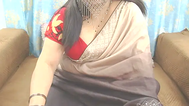 Snapshot of sheetaldave chatting on 02-10-26, 06:34 sheetaldave online show from 02-10-26, 06:34