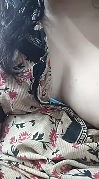 Snapshot of Aaradhya chatting on 12-22-24, 05:12 Aaradhya online show from 12-22-24, 05:12