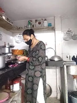 Aaradhya online show from 03-26-26, 02:22