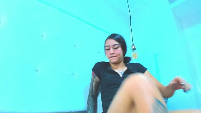 Little Jenni online show from 04-18-26, 01:48