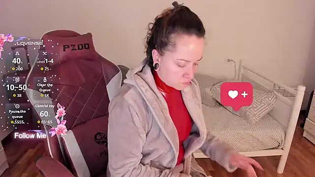 Snapshot of Domina_Deivis chatting on 01-06-26, 07:12 Domina Deivis online show from 01-06-26, 07:12