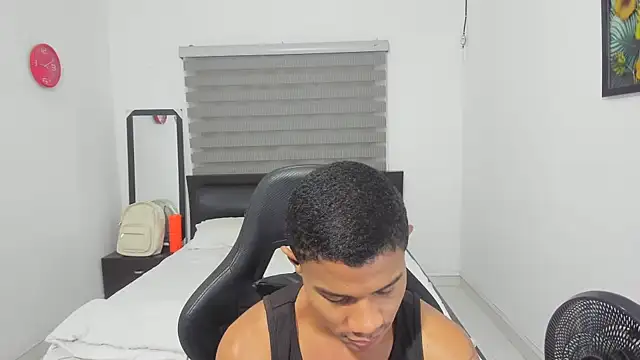 Snapshot of corzoethan chatting on 02-10-26, 11:09 corzoethan online show from 02-10-26, 11:09