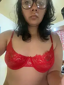 Snapshot of ashhleyyyy chatting on 10-02-25, 03:41 ashhleyyyy online show from 10-02-25, 03:41