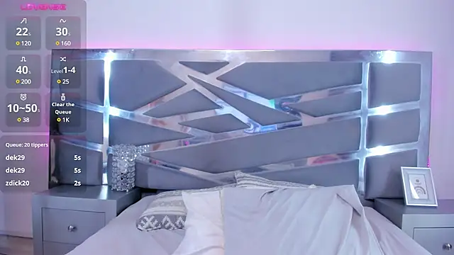 Snapshot of NinnaVous chatting on 01-07-25, 07:49 NinnaVous online show from 01-07-25, 07:49