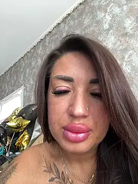 RuslanaXX online show from 04-09-26, 06:19