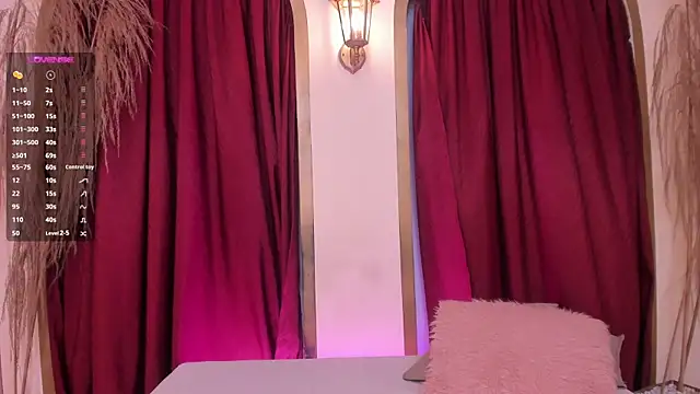 lexiethompson  online show from 11-05-25, 12:05