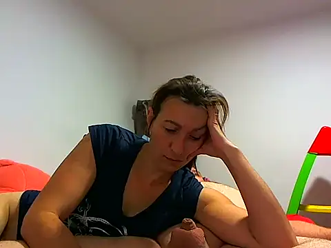 Kassandra mike online show from 12-04-25, 07:39