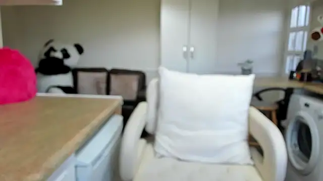 Snapshot of winterforu chatting on 01-09-25, 03:55 winterforu online show from 01-09-25, 03:55