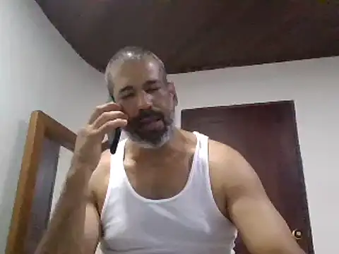 Snapshot of jackbigcock11 chatting on 02-14-25, 04:20 jackbigcock11 online show from 02-14-25, 04:20