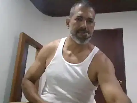 Snapshot of jackbigcock11 chatting on 03-11-25, 04:07 jackbigcock11 online show from 03-11-25, 04:07