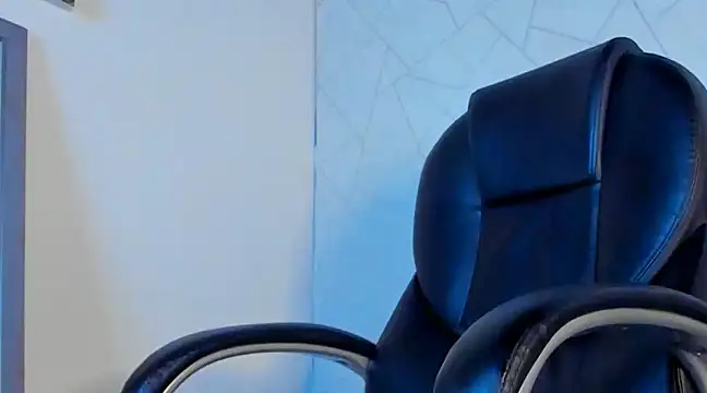 NoahhBrown online show from 01-30-25, 05:52