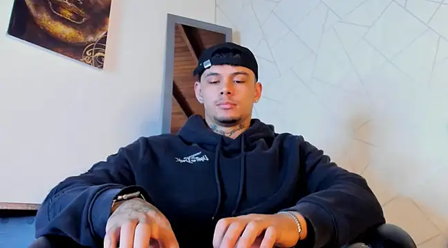 NoahhBrown online show from 03-07-25, 03:29