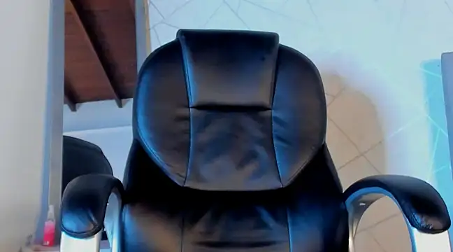 NoahhBrown online show from 03-20-25, 03:34