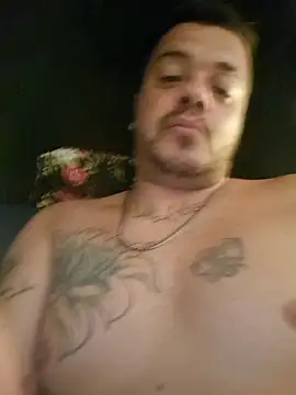 Snapshot of DonVillanova chatting on 12-15-25, 07:45 DonVillanova online show from 12-15-25, 07:45