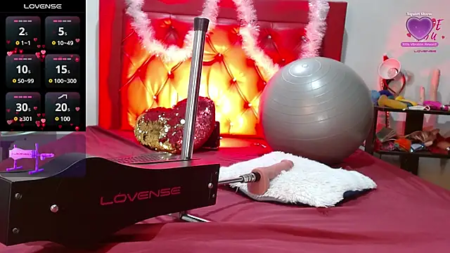 Snapshot of cleopatraa chatting on 12-14-24, 10:28 cleopatraa online show from 12-14-24, 10:28