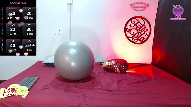 Snapshot of cleopatraa chatting on 03-04-25, 08:05 cleopatraa online show from 03-04-25, 08:05