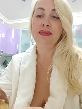 HotJanet online show from 10-24-25, 07:54