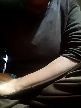 Snapshot of Jyoti-05 chatting on 02-04-25, 07:55 Jyoti-05 online show from 02-04-25, 07:55