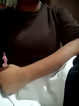 Snapshot of Jyoti-05 chatting on 02-06-25, 07:07 Jyoti-05 online show from 02-06-25, 07:07