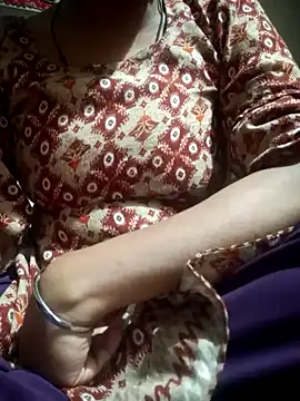 Snapshot of Jyoti-05 chatting on 03-01-25, 07:04 Jyoti-05 online show from 03-01-25, 07:04