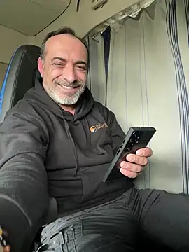 Snapshot of dzhakar chatting on 02-27-25, 12:34 dzhakar online show from 02-27-25, 12:34