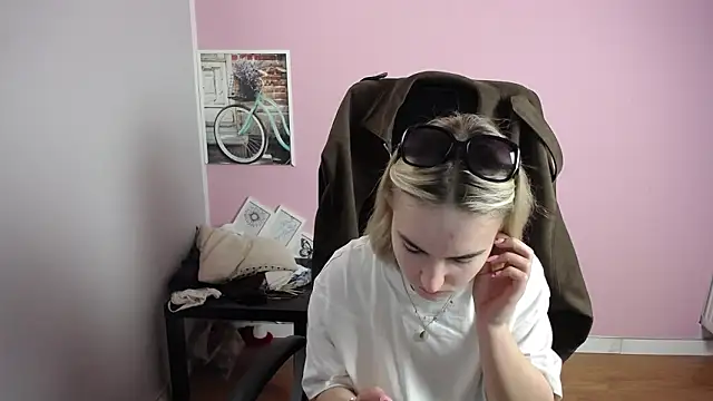 viktoria lovely online show from 03-11-26, 08:09