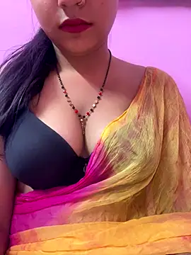 Snapshot of samaya-21 chatting on 12-18-25, 05:52 samaya-21 online show from 12-18-25, 05:52