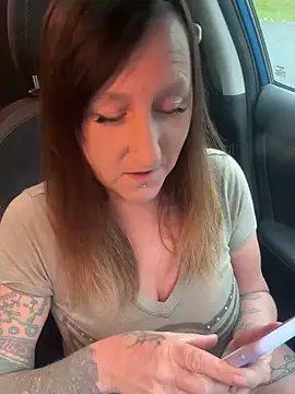 Snapshot of xloritax chatting on 10-08-25, 09:01 xloritax online show from 10-08-25, 09:01