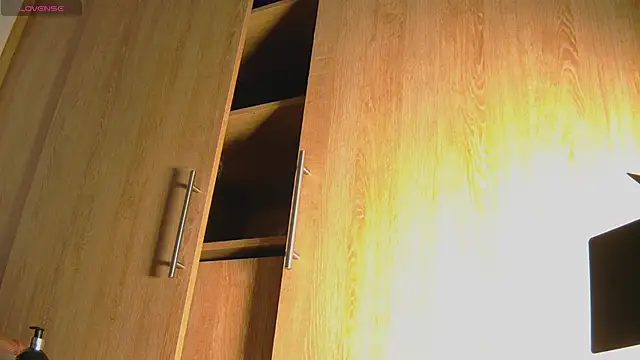 aidaadams online show from 10-27-25, 11:14