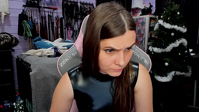 Snapshot of Stroynyash chatting on 12-21-24, 05:07 Stroynyash online show from 12-21-24, 05:07