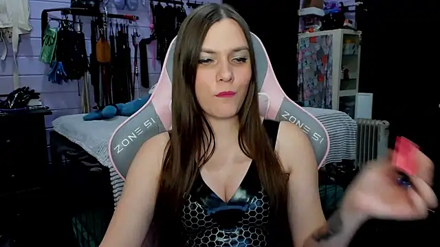 Snapshot of Stroynyash chatting on 02-10-25, 01:22 Stroynyash online show from 02-10-25, 01:22