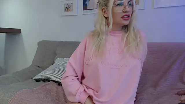 Nurse Doc online show from 11-10-25, 04:22