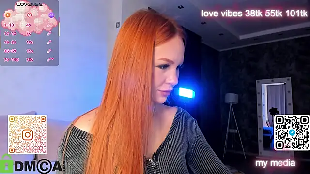 Snapshot of Tracy-Taylor chatting on 12-03-25, 12:40 Tracy-Taylor online show from 12-03-25, 12:40