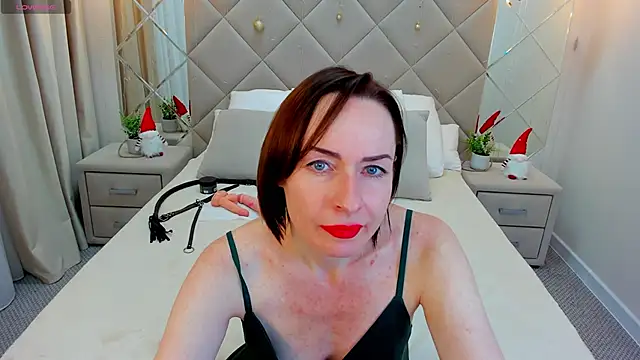 Jaqueline Richardson online show from 12-16-24, 03:43