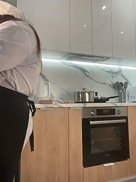 Snapshot of GabiBoobs chatting on 10-12-25, 06:40 GabiBoobs online show from 10-12-25, 06:40