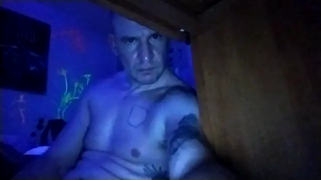 Snapshot of Ajhustler1@xh chatting on 10-18-25, 10:05 Ajhustler1xh online show from 10-18-25, 10:05