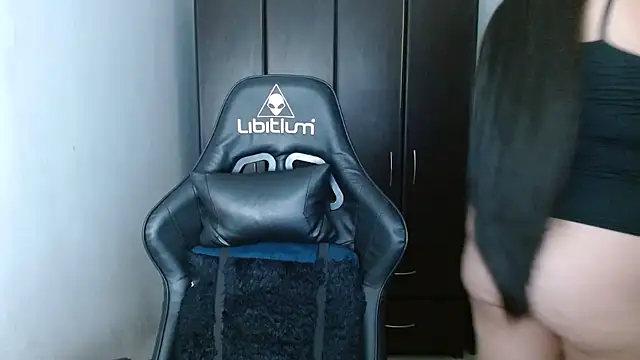 natashasmithe online show from 02-27-25, 04:52