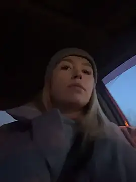 Snapshot of StasyWood chatting on 02-27-26, 12:54 StasyWood online show from 02-27-26, 12:54