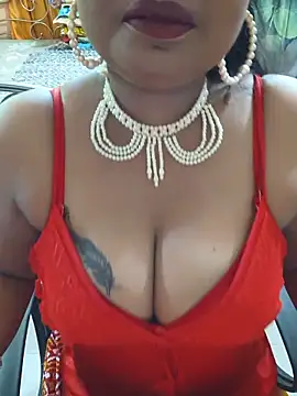 Snapshot of YR-SHIVANI chatting on 06-28-26, 07:25 YR-SHIVANI online show from 06-28-26, 07:25