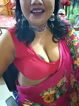 Snapshot of YR-SHIVANI chatting on 07-12-26, 05:42 YR-SHIVANI online show from 07-12-26, 05:42