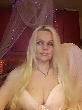 Angeldevilus online show from 04-19-26, 12:00