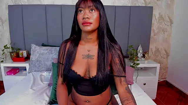 JulianaMiller online show from 09-25-25, 03:32