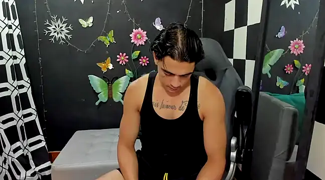 Snapshot of Brunocuttie94 chatting on 02-06-25, 05:30 Brunocuttie94 online show from 02-06-25, 05:30