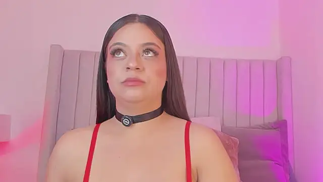 Snapshot of sarah-bonneth chatting on 02-18-26, 11:39 sarah-bonneth online show from 02-18-26, 11:39