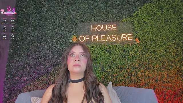 Snapshot of sarah-bonneth chatting on 02-24-26, 11:52 sarah-bonneth online show from 02-24-26, 11:52