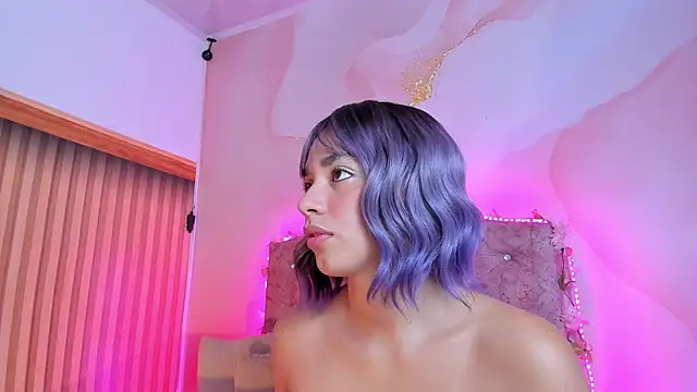 Snapshot of Khassia_f32 chatting on 03-08-25, 10:54 Khassia f32 online show from 03-08-25, 10:54