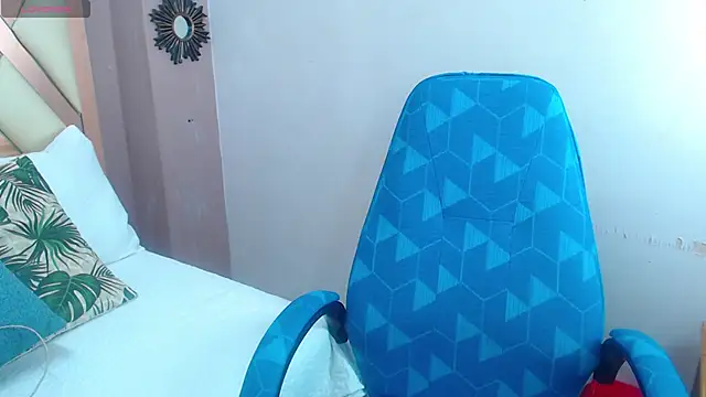 Erika Stevens online show from 11-11-25, 03:23