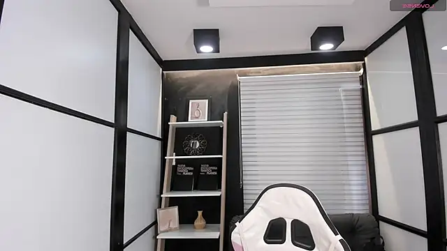 JacksonMuller  online show from 03-19-25, 12:12