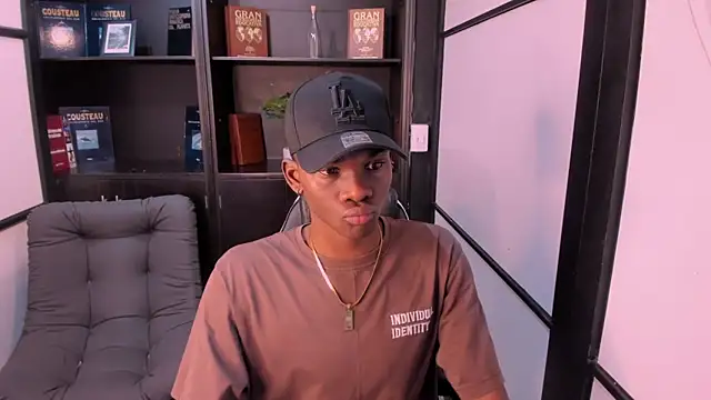 JacksonMuller  online show from 11-15-25, 12:02