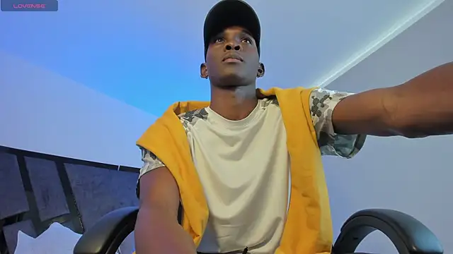 Snapshot of JacksonMuller_ chatting on 01-10-26, 02:08 JacksonMuller online show from 01-10-26, 02:08